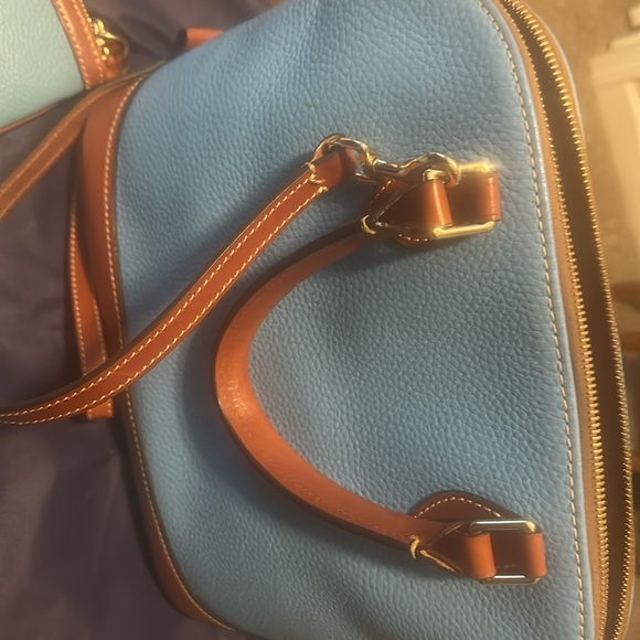Dooney & Bourke - Picture 8 of 14